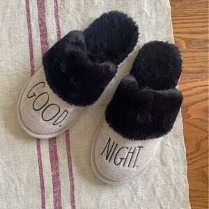 Like New Rae Dunn Slippers Good Night Size Medium 8-9